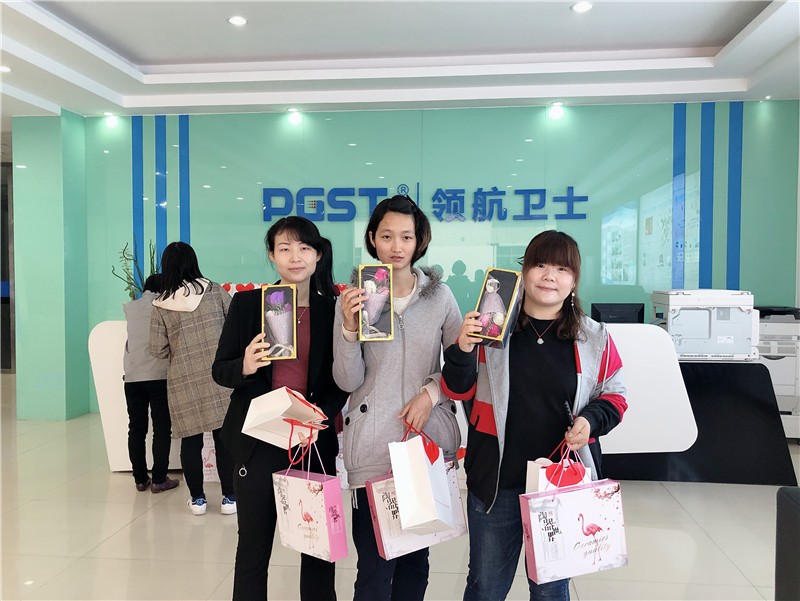 三八妇女节，领航集团为全体女员工发放温馨福利